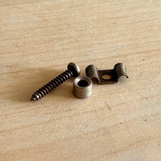 Vintage Fender® String Tree