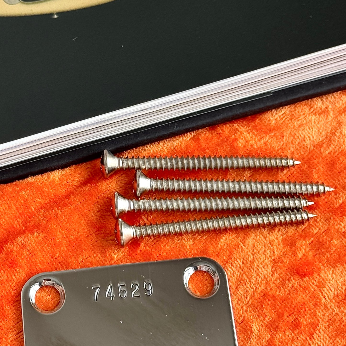 Pre-CBS 2" • Fender® Halsplattenschrauben der 60er