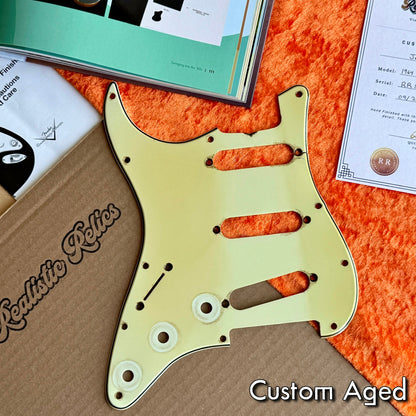 LEFTY 1964 Strat® Pickguard in Mint