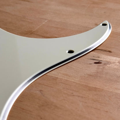 1959 Strat® Pickguard in Mint (Multi Pattern)