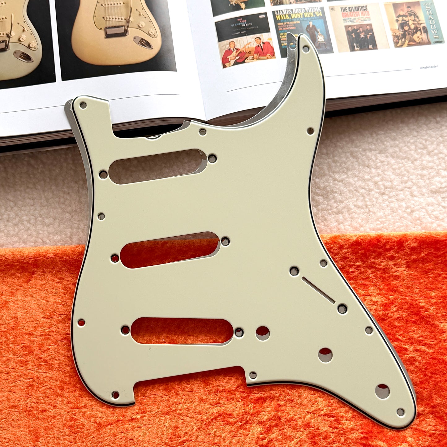 1962 Strat® Schlagbrett in Mint