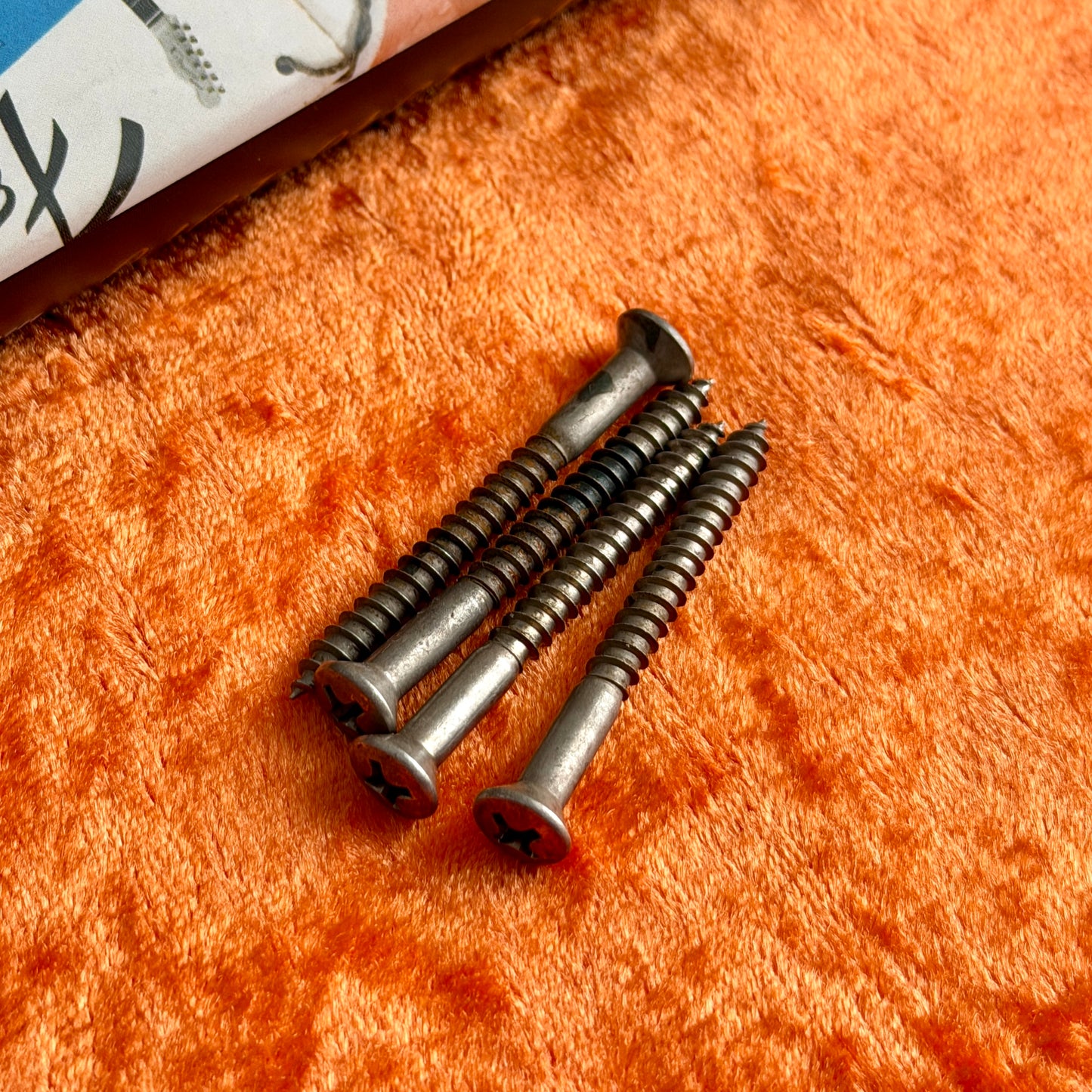 1-3/4" • Fender® Halsplatten-Schrauben aus den 50ern