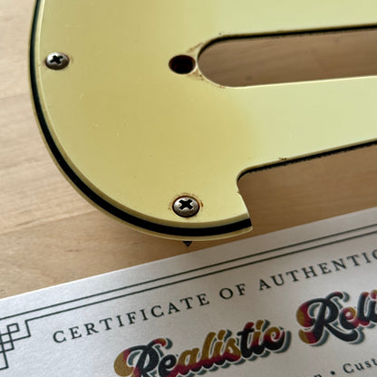 EINZELSTÜCK • Stark verfärbtes 1962 Strat® Schlagbrett in Mint