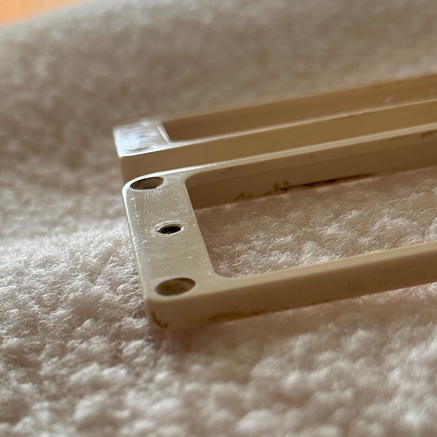 Burst • Butyrate M69 Pickup Rings 1959 Cream