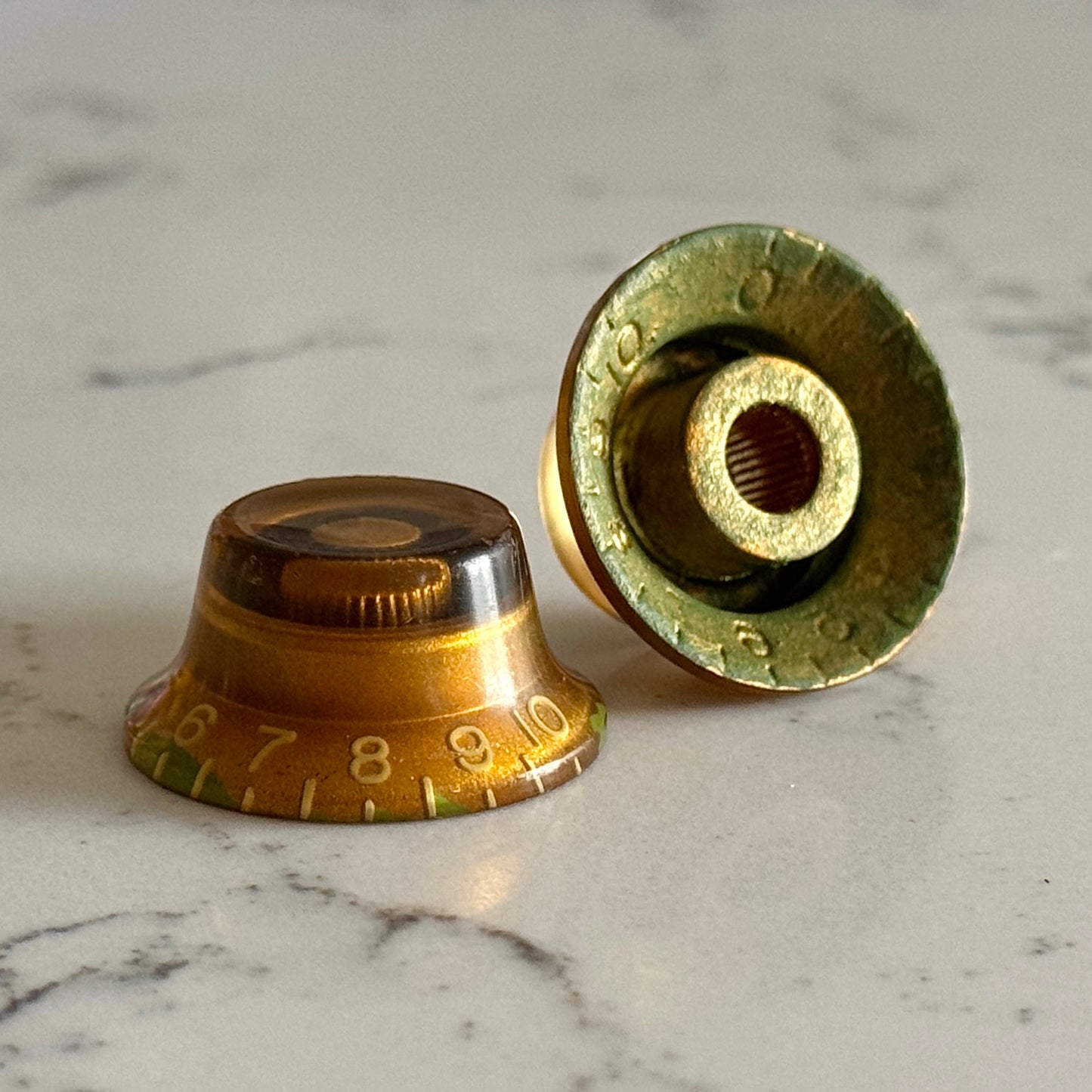 Burst • Gold 1959 Burst Bonnet Knobs (CAB)