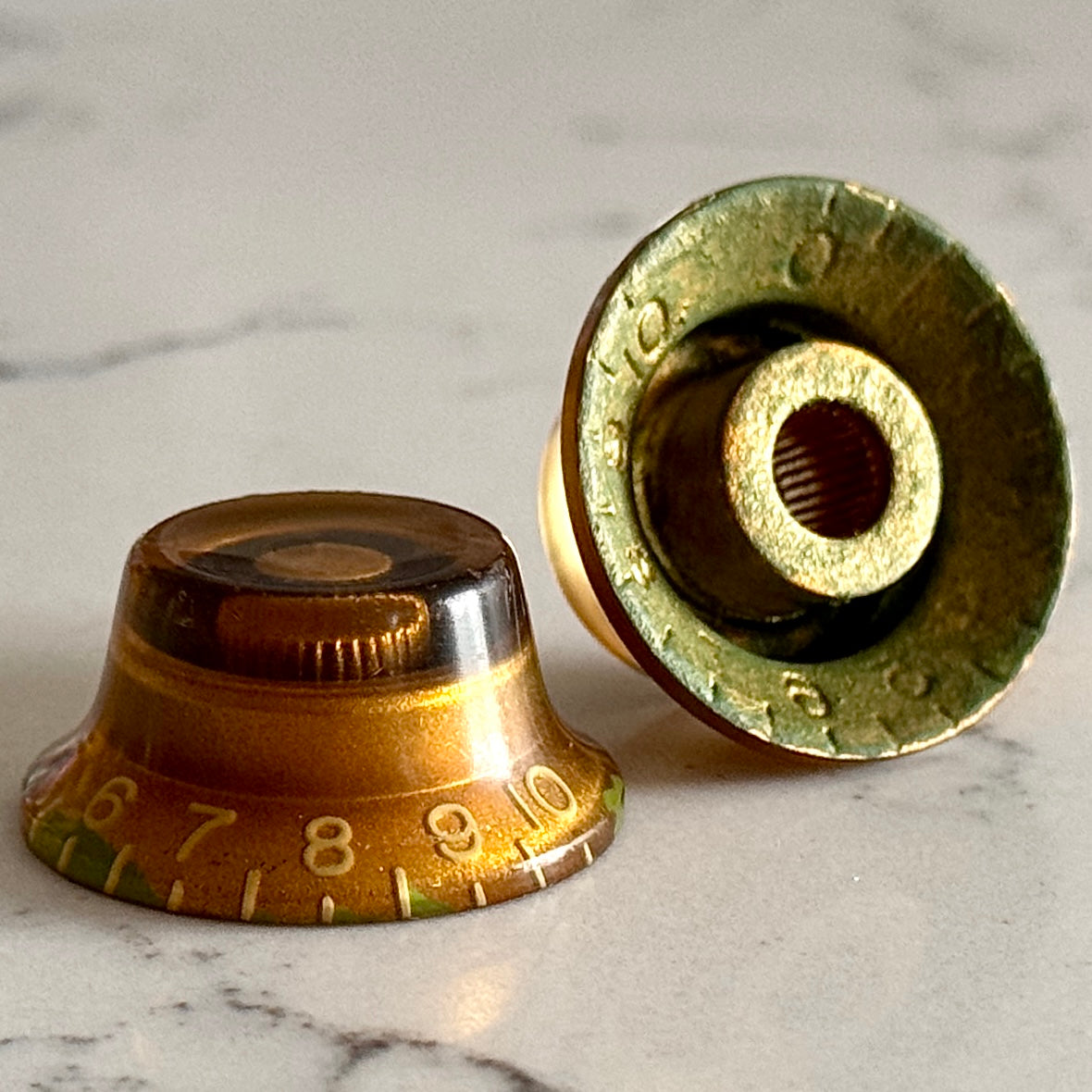 Burst • Gold 1959 Burst Bonnet Knobs (CAB)