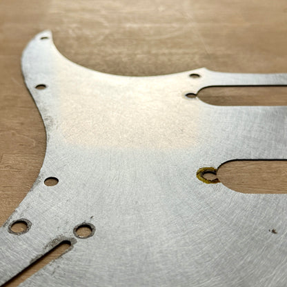 1960er Strat Full Size Shield Plate (Multi Pattern)