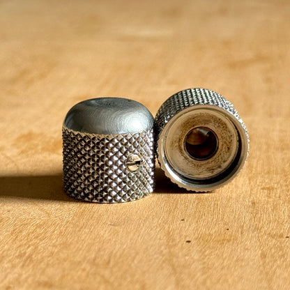 Tele® Rändelknöpfe (Dome Knobs) aus den 1950ern