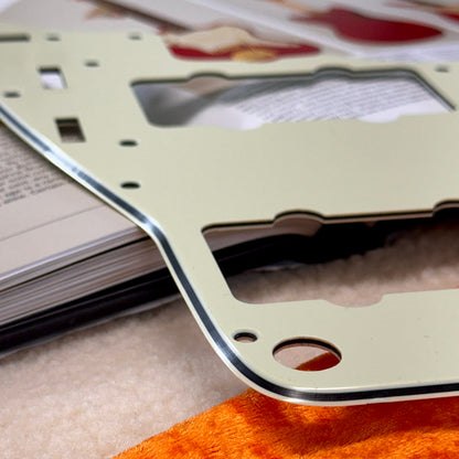 1960's Jazzmaster® Pickguard in Mint