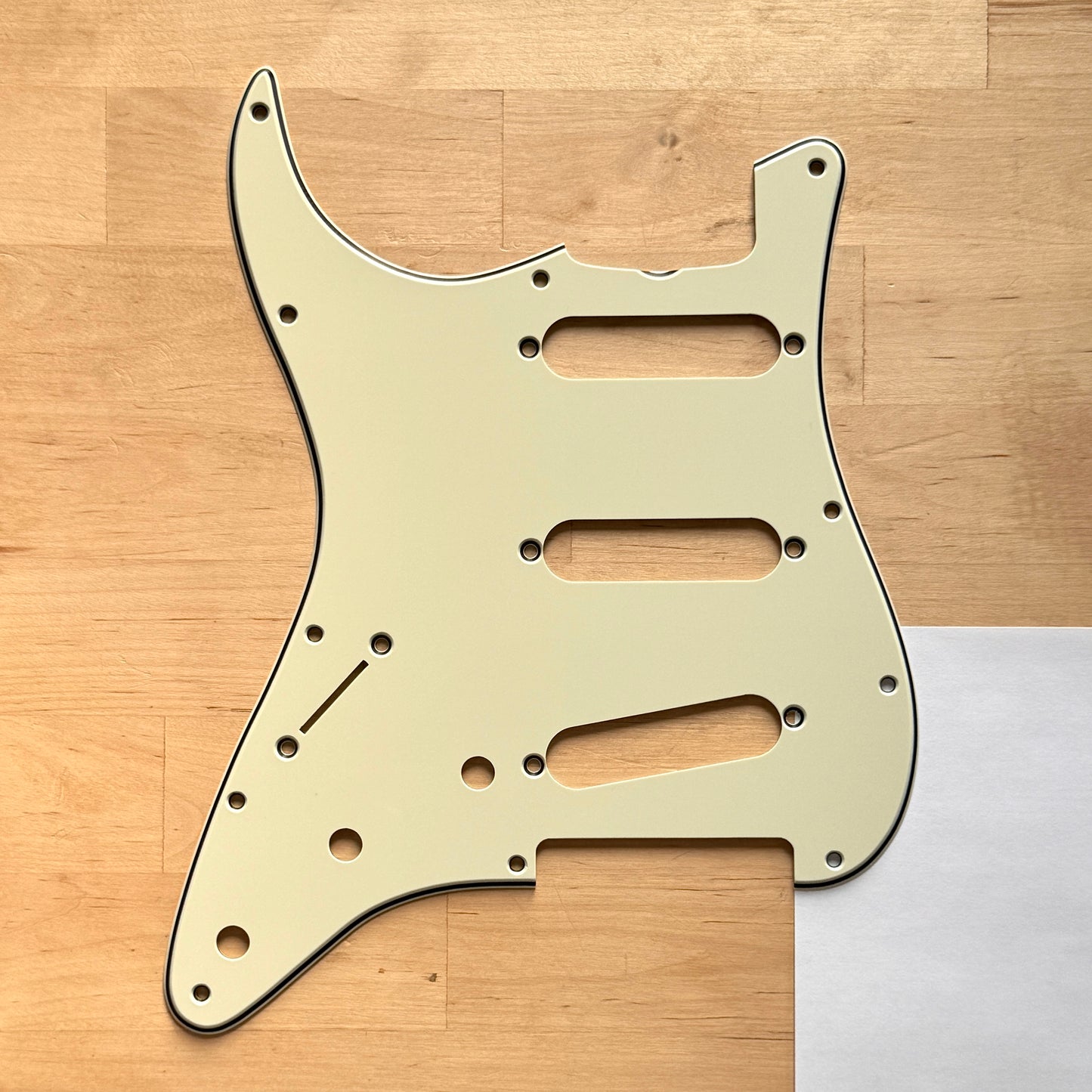 LEFTY 1964 Strat® Pickguard in Mint